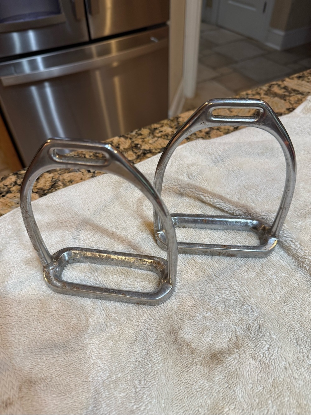 Equestrian English Pair Metal English Horse Stirrups irons - Silver